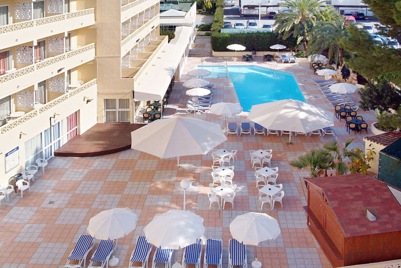 Bellevue Vistanova Hotel Magaluf  Exterior photo